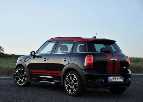 գMINIøװJohn Cooper Works˸2013MINI Countryman JCWĹͼһȥ